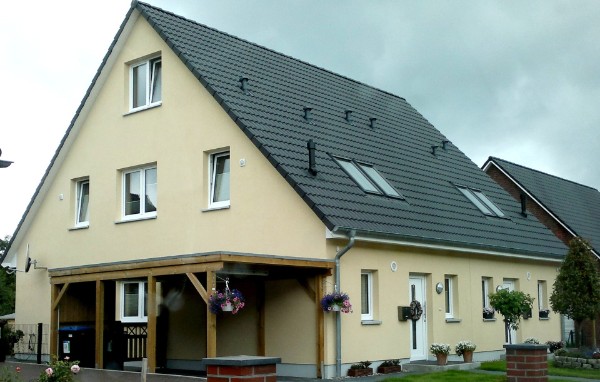 klassiches Doppelhaus